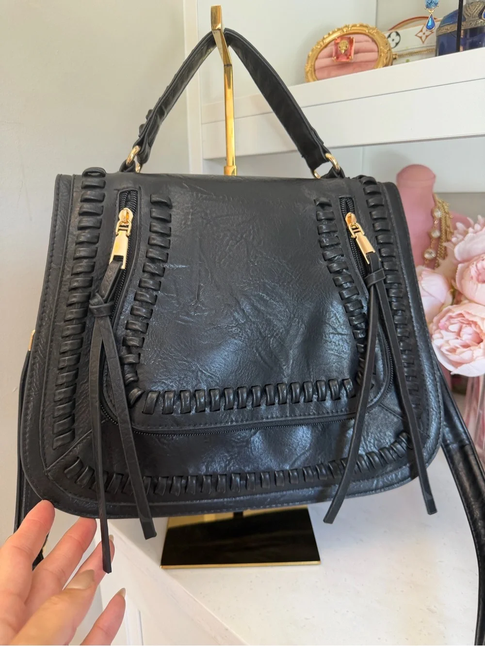 Women's Black vegan Leather Top-Handle Satchel - Stylish crossbody Handbag